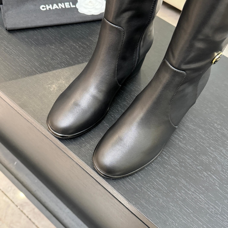 Ch**el boots